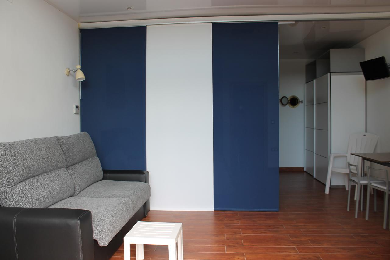Apartamentos Turisticos Vistademar Luarca Exterior photo
